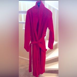 BRAND NEW VICTORIA’S SECRET BATHROBE RED SIZE M/L EXCELLENT CONDITION